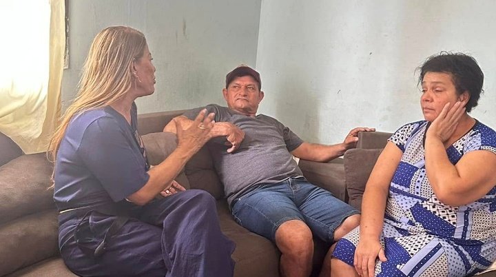 Vereadora Delmah Pedra alia folia e compromisso social durante o Carnaval em Barreiras